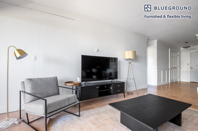 Photo - 6 Whittier Pl Unidad FL10-ID288