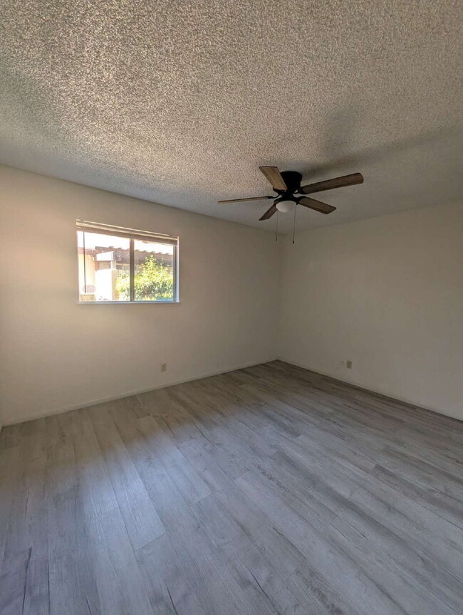 Photo - Charming 2-Bedroom Retreat in Visalia's Heart!