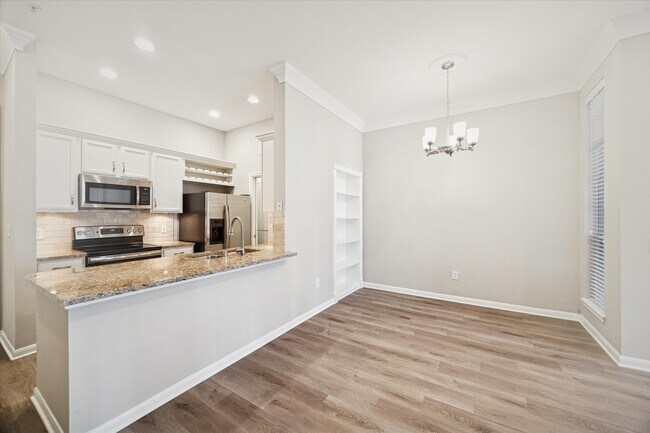 Photo - 5353 Memorial Dr Unidad 2063