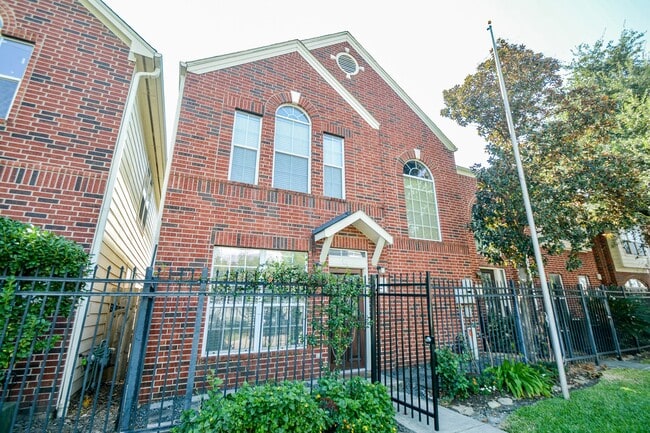 Photo - 1713 Aden Mist Dr