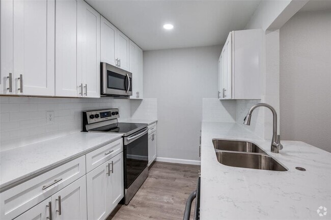 Building Photo - 5444 Gaston Ave Rental