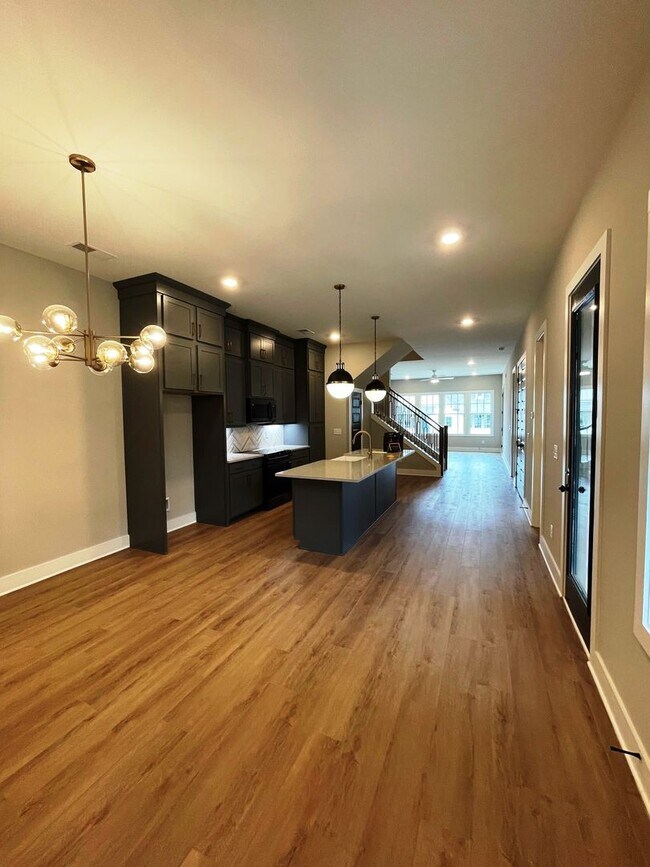 Photo - Must See Luxurious 4 Bedroom 3.5 bath Town...