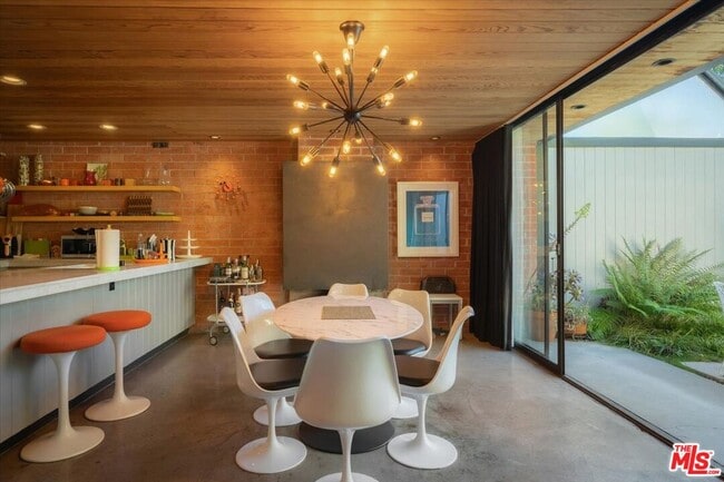 Photo - 1570 La Baig Ave Unit A