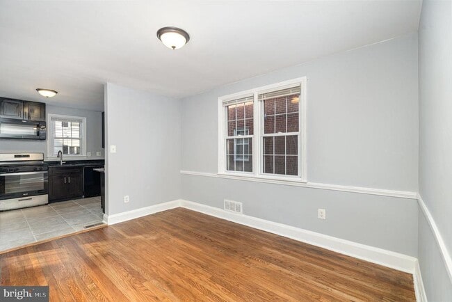 Photo - 218 Maryland Ave