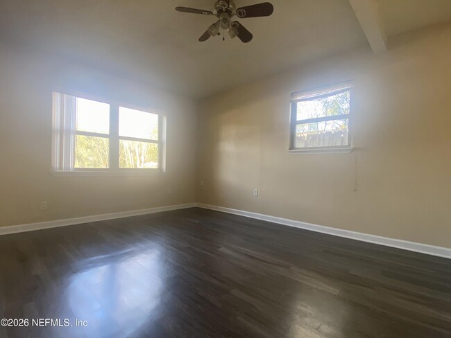 Photo - 11938 Inland Dr