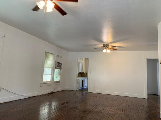 Photo - PRELEASE! Great Home Close to Tech and Schools!