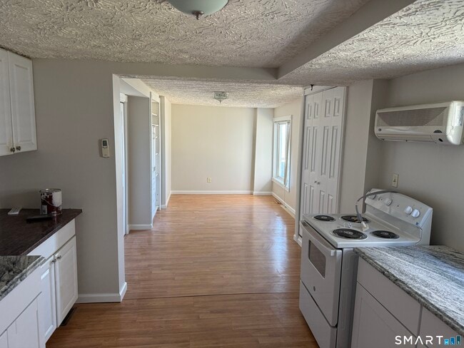 Photo - 189 Seaside Ave