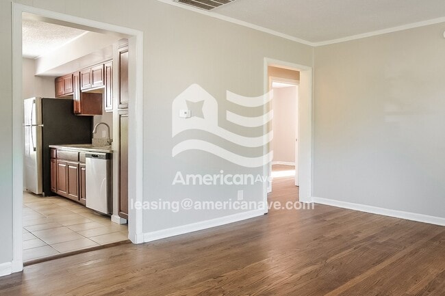 Photo - 6521 E 5th Pl