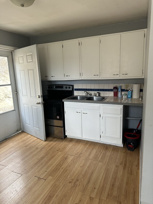 Photo - 1117 9th St NW Unit 3