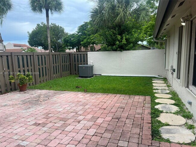 Photo - 8626 SW 114th Pl