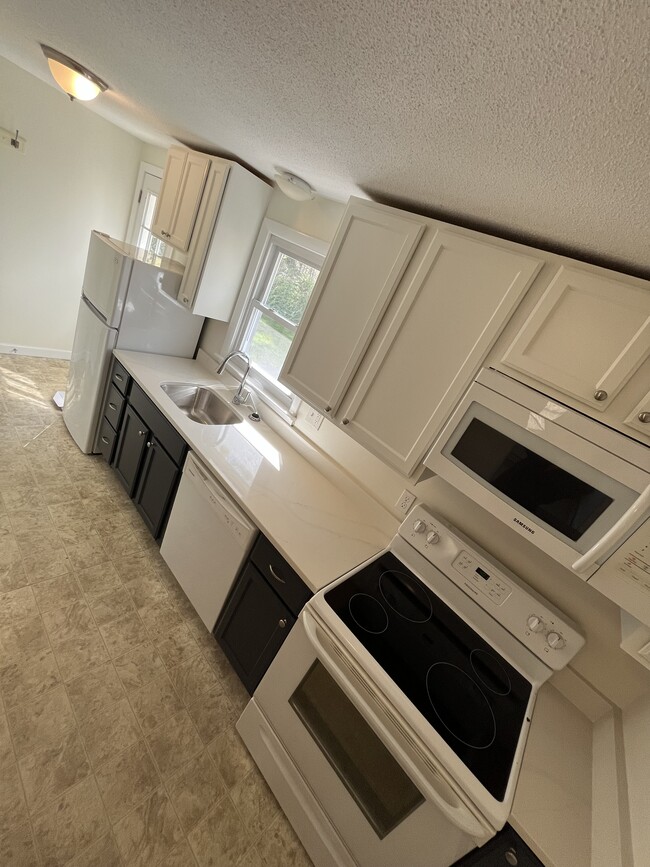 Photo - 15 Rocky Hill Rd