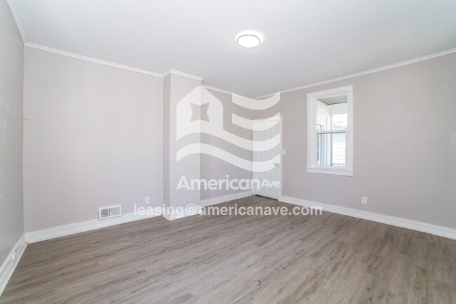 Photo - 910 NE Monroe St