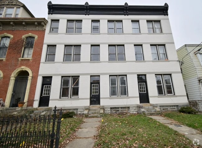 Building Photo - 920 Washington Ave Unit 9 Rental