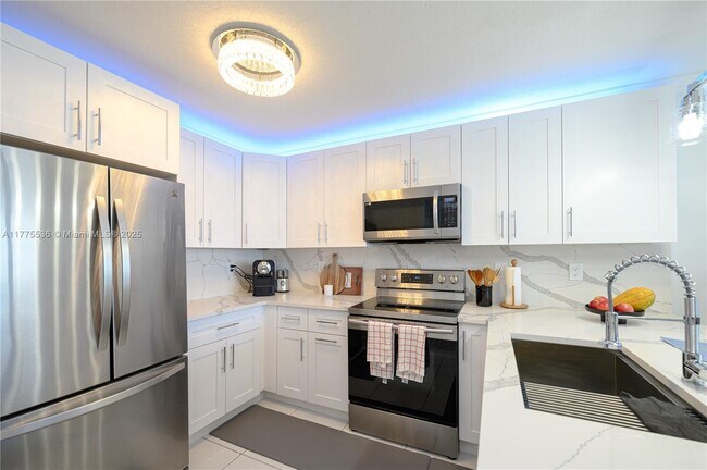 Photo - 3180 S Ocean Dr Unit 902