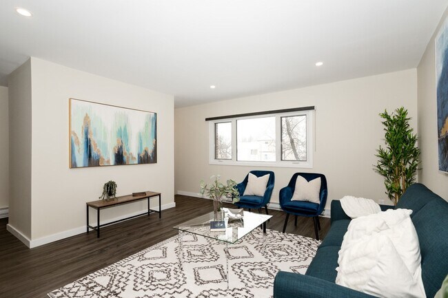 Photo - Adsum Gardens