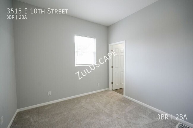 Photo - 3515 E 10th St