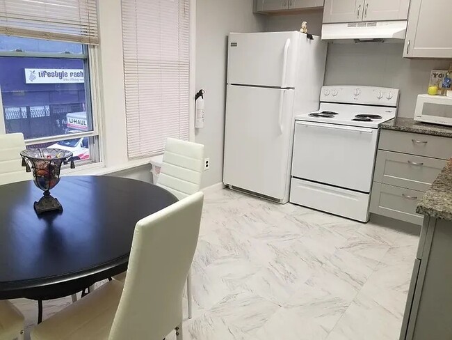 Photo - ONE11 COLLECTION - HAMTRAMCK