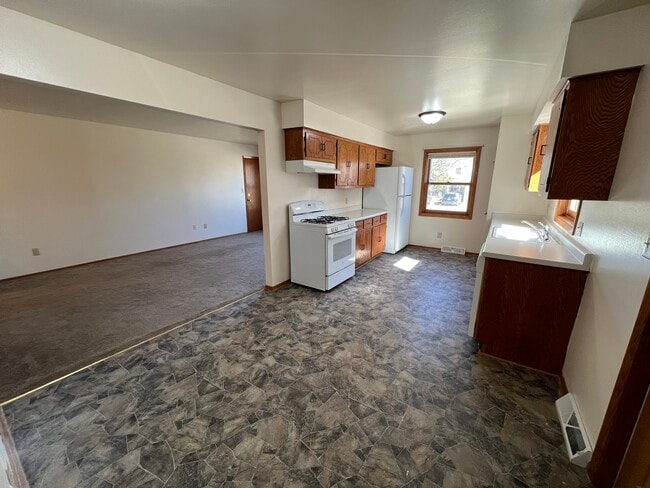 Building Photo - 4259 S 26th St