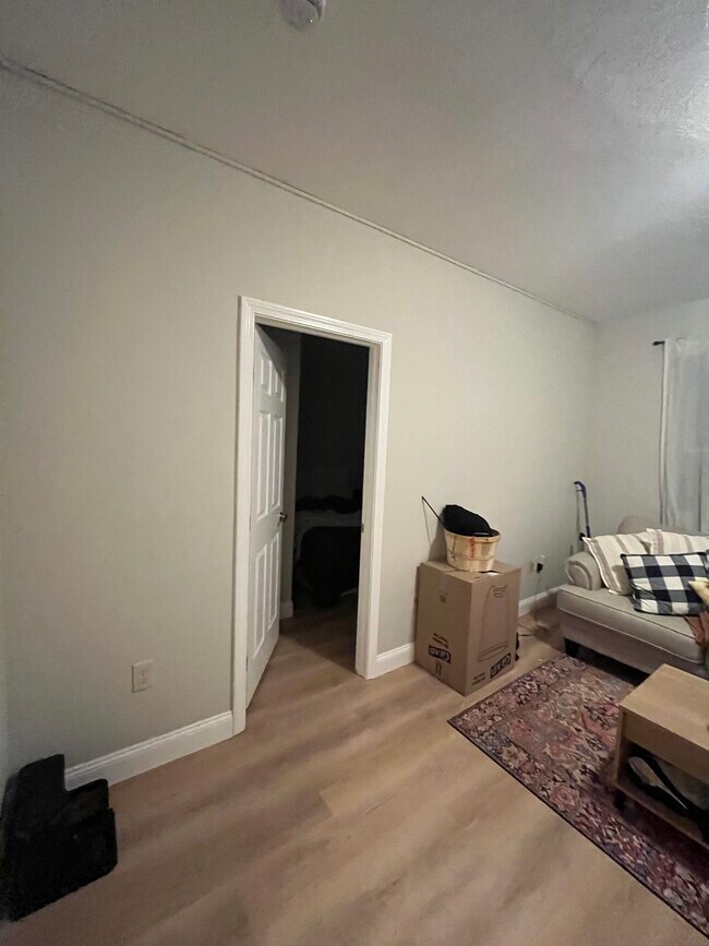 Photo - 111 Norway St Unidad 203