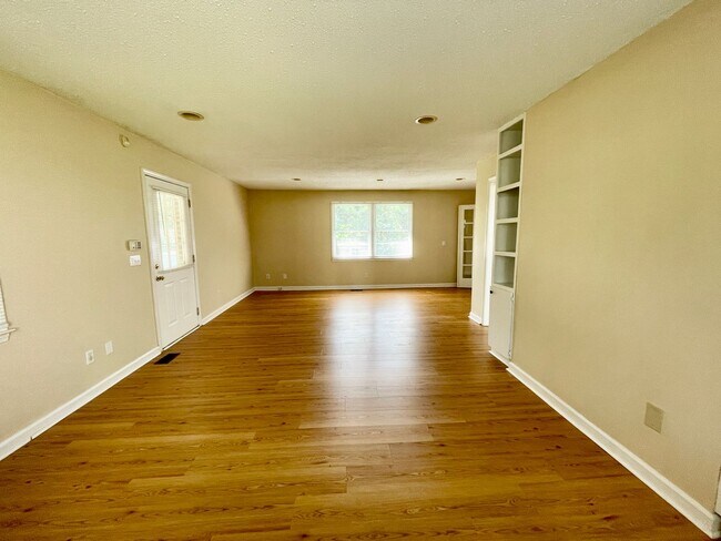 Photo - Forest Acres