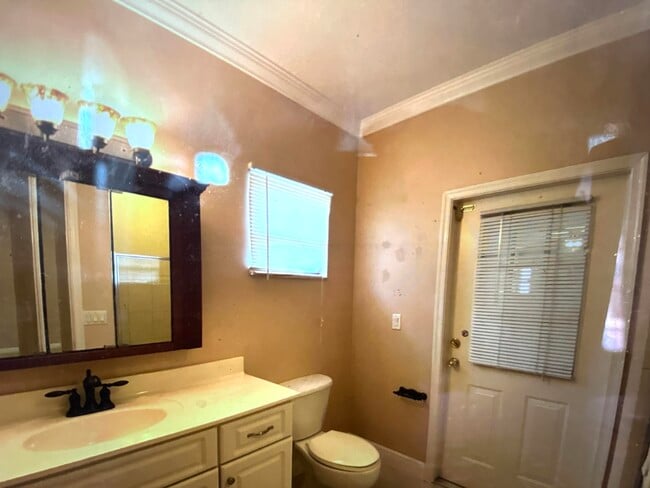 Photo - 8698 Banyan Blvd
