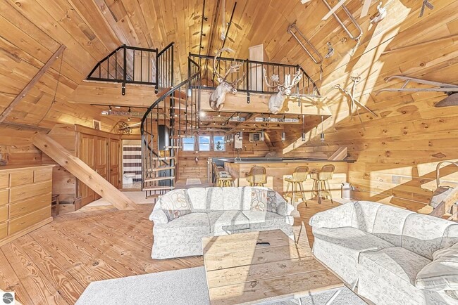 Photo - 0000 Montague Rd