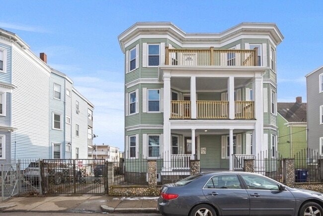 Building Photo - 7 Speedwell St