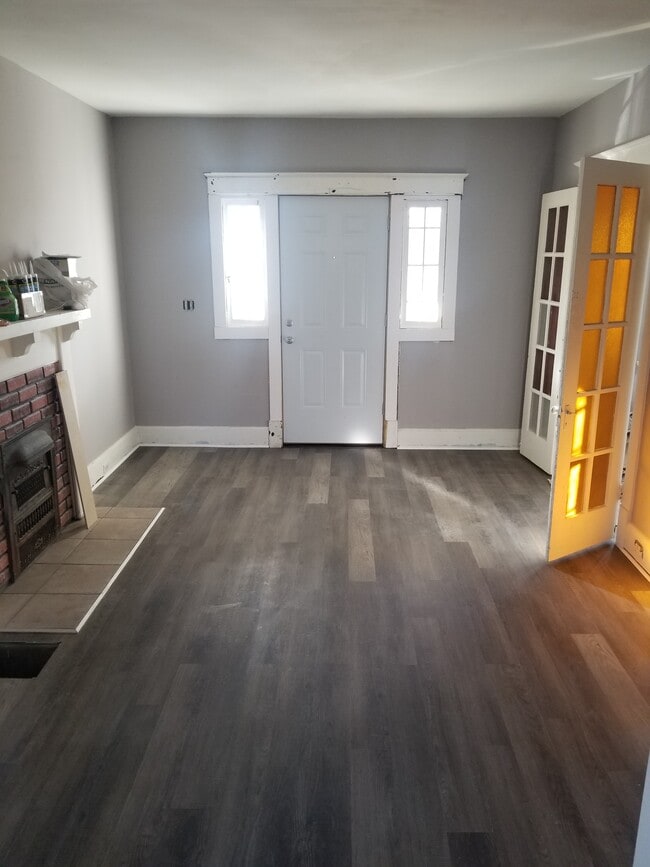 Living Room 1 - 3808 W 8th St Unit 1