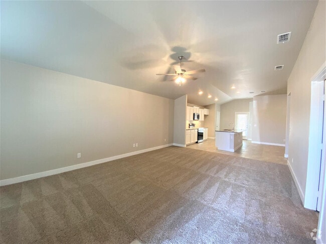 Building Photo - 13806 Avenue Q Rental
