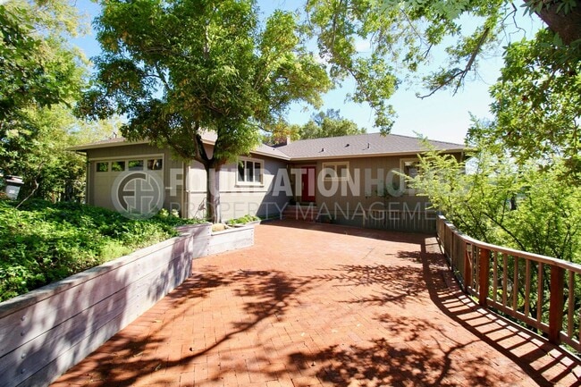 Photo - 4BD/2BA San Anselmo Home on a Cul-De-Sac! Mount Tam Views! Large Yard! FOUNDATION