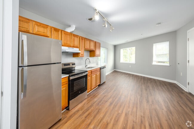 1BR, 1BA - 480SF - Kitchen - Metro Village Apartments