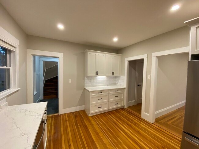 Photo - 26 Playstead Rd Unit 2