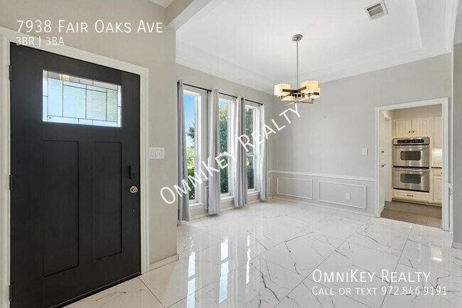 Photo - 7938 Fair Oaks Ave