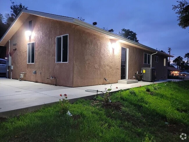 Building Photo - 9612 Petite Ln Rental