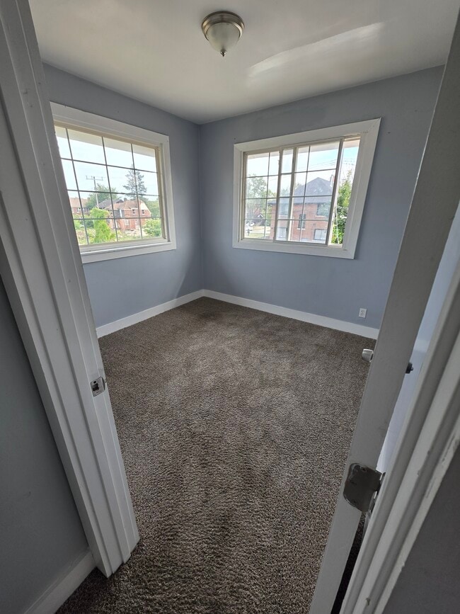 Rear Bedroom - 7061 Elmhurst St Unit FL 2