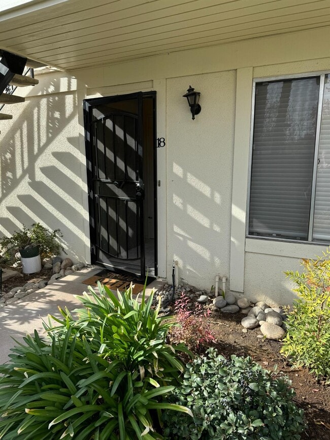Photo - 5085 N Wishon Ave Unit 18