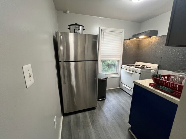 Photo - 11832 Farmers Blvd