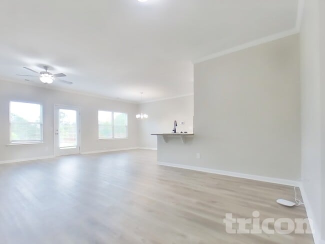 Photo - 45 Oak Hollow Way