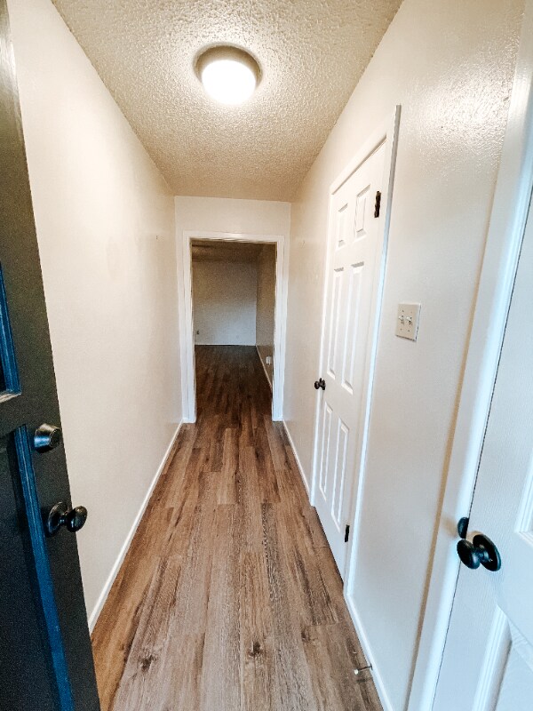 Photo - 4412 52nd St