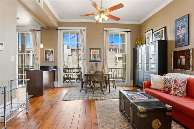 1520 St Mary St Unit E