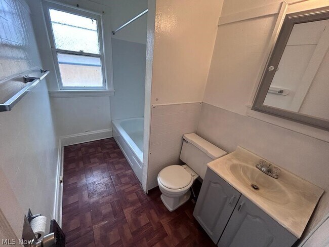 Photo - 3407 Altamont Rd Unit 2nd Floor