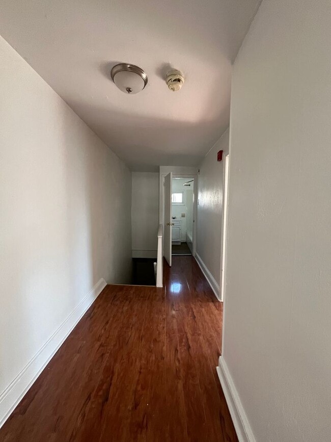 Photo - 2245 Bainbridge St Unit 3