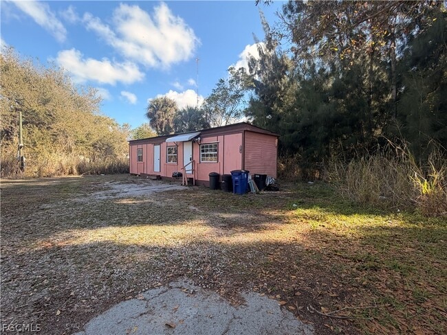 Photo - 2016 Queen St