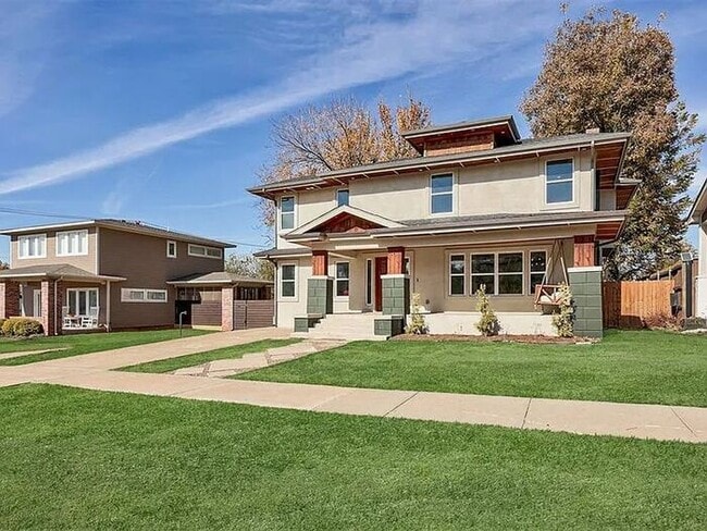 Photo - 213 NE 14th St