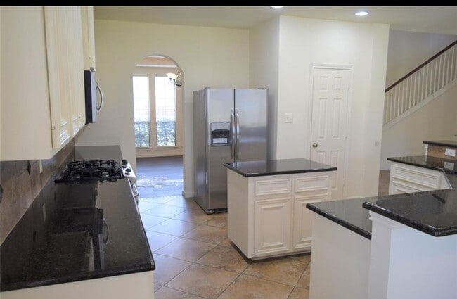 Building Photo - 803 Lazy Springs Ln Rental