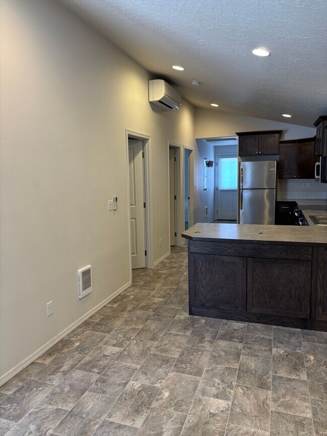 Photo - 51580 Stillwell Unidad 1