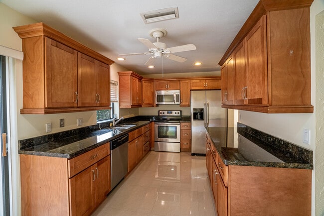 Photo - 8410 Cypress Ln