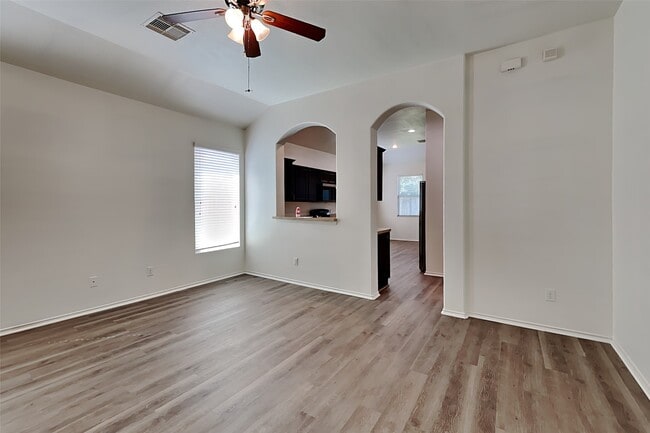 Photo - 10016 Sterling Pl Dr