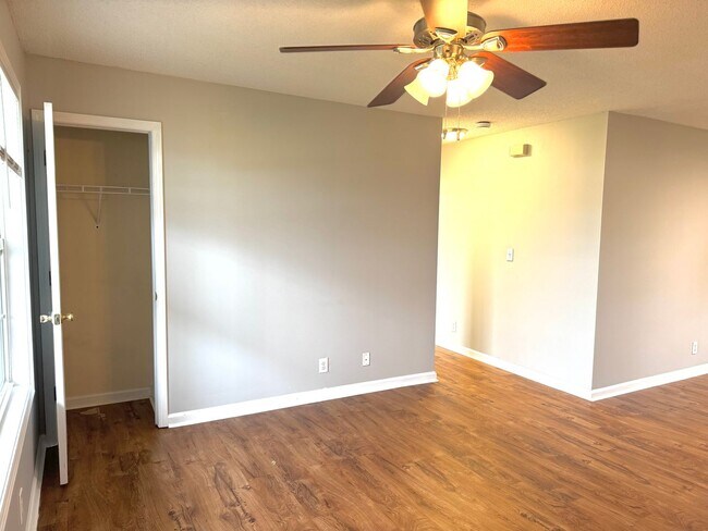 Photo - 3 bedroom in Oak Grove