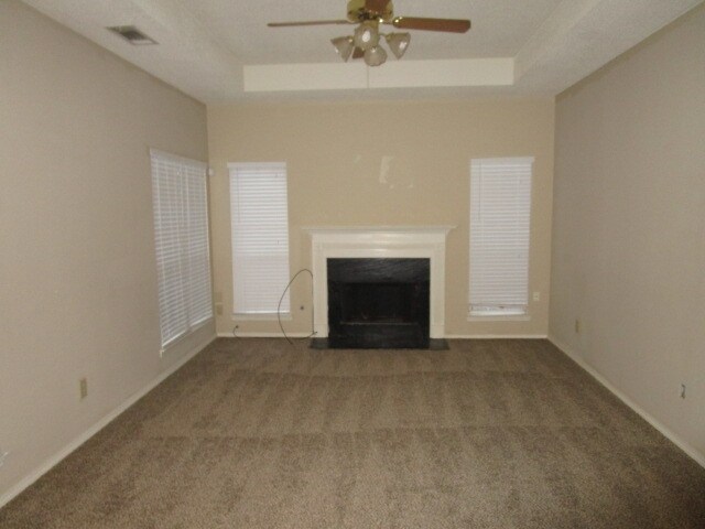 Photo - 1851 Green Oak Cir